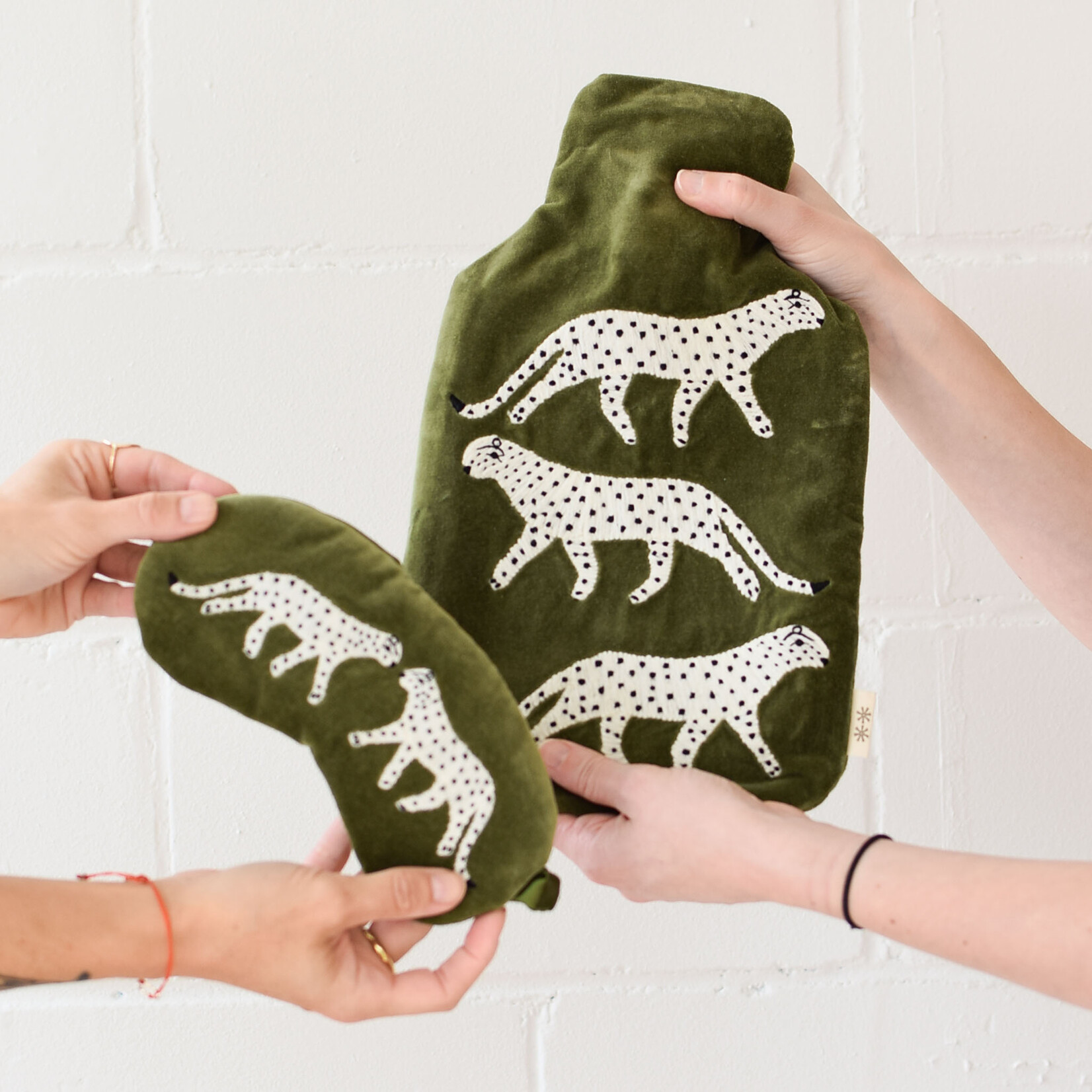 Velvet hot water bottle - Leopard