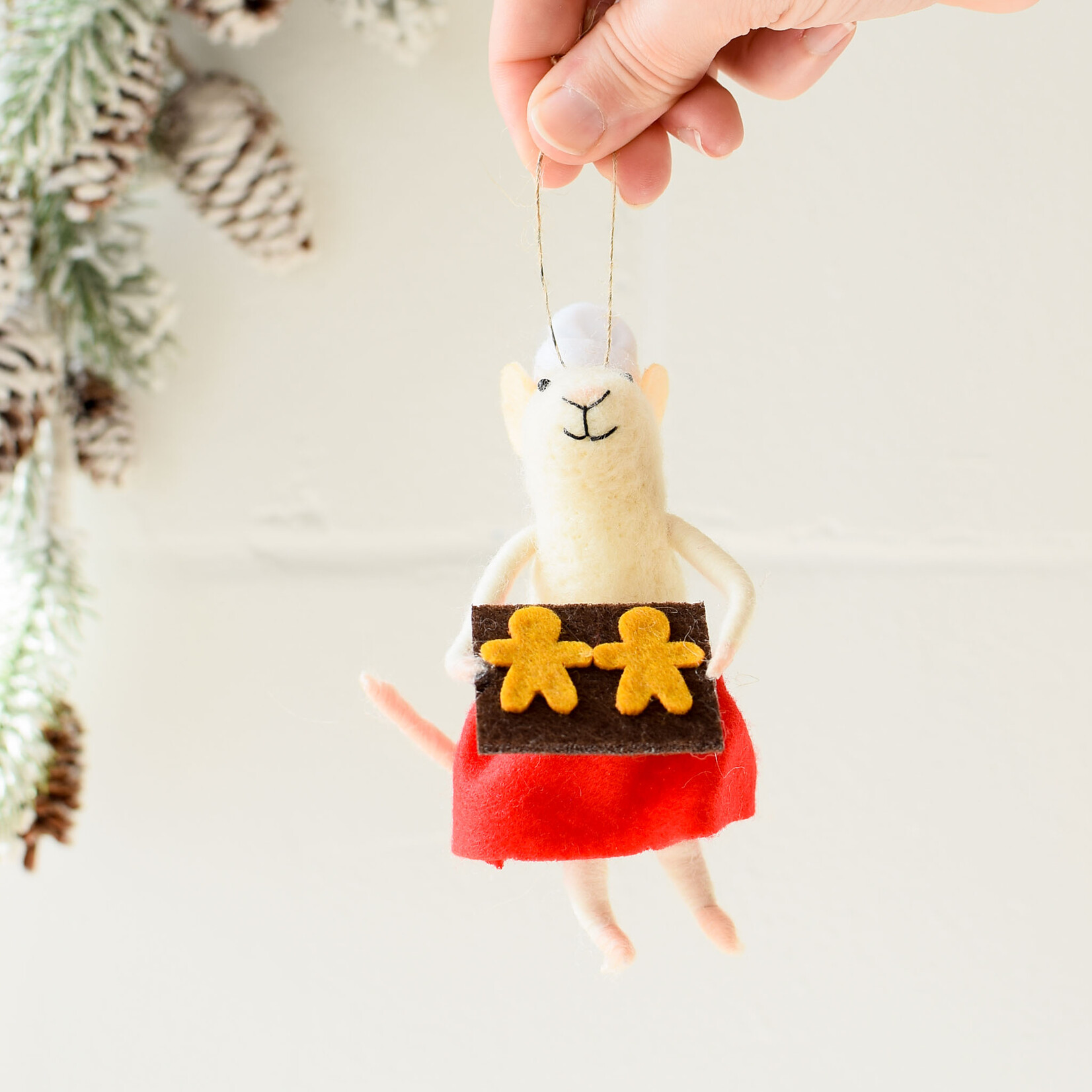 Pastry chef mouse ornament