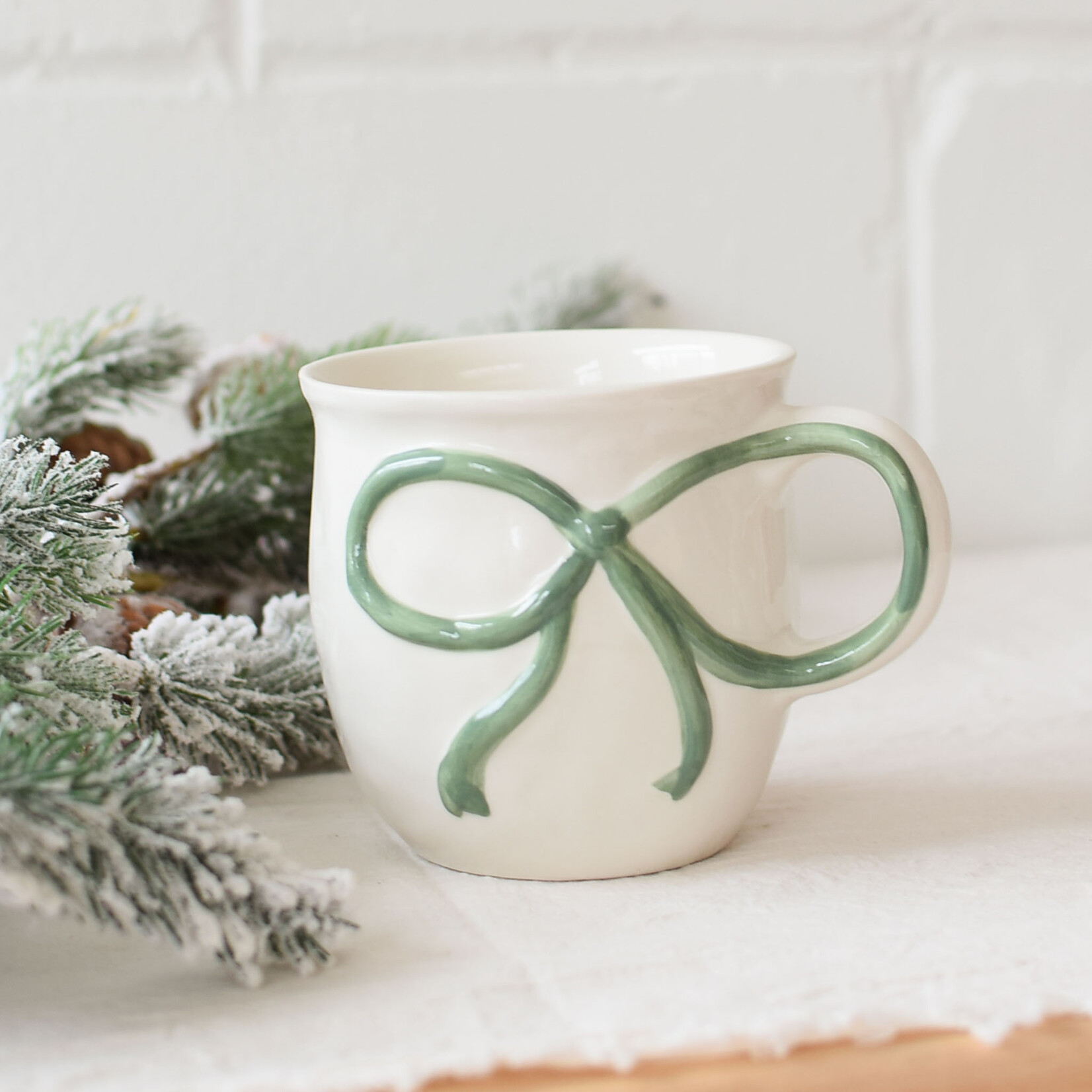 Bow mug