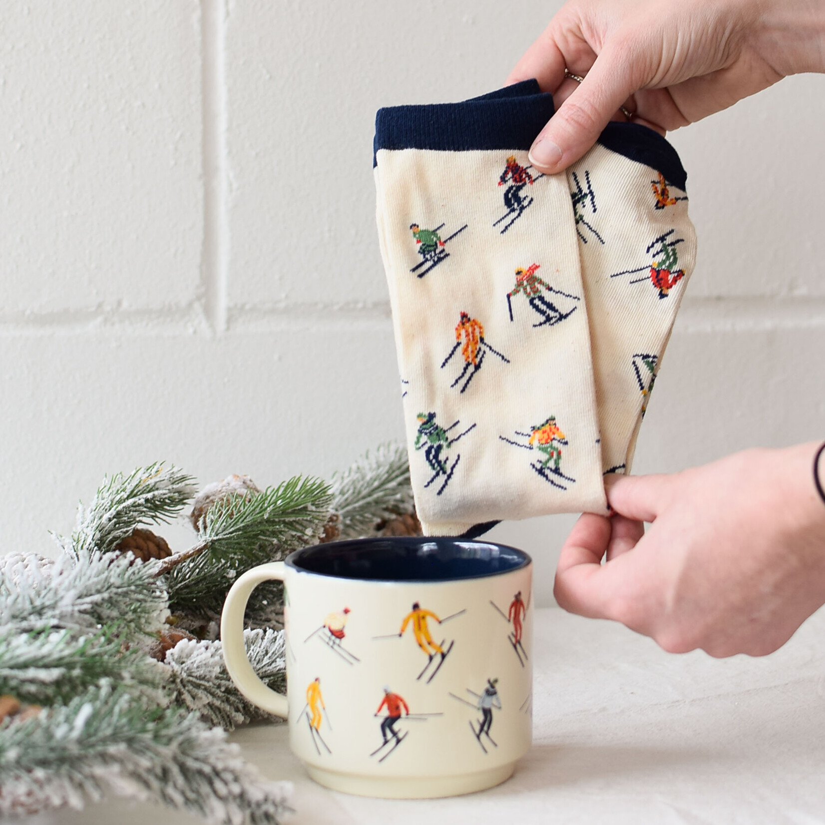 Skiers Socks and Cup duo