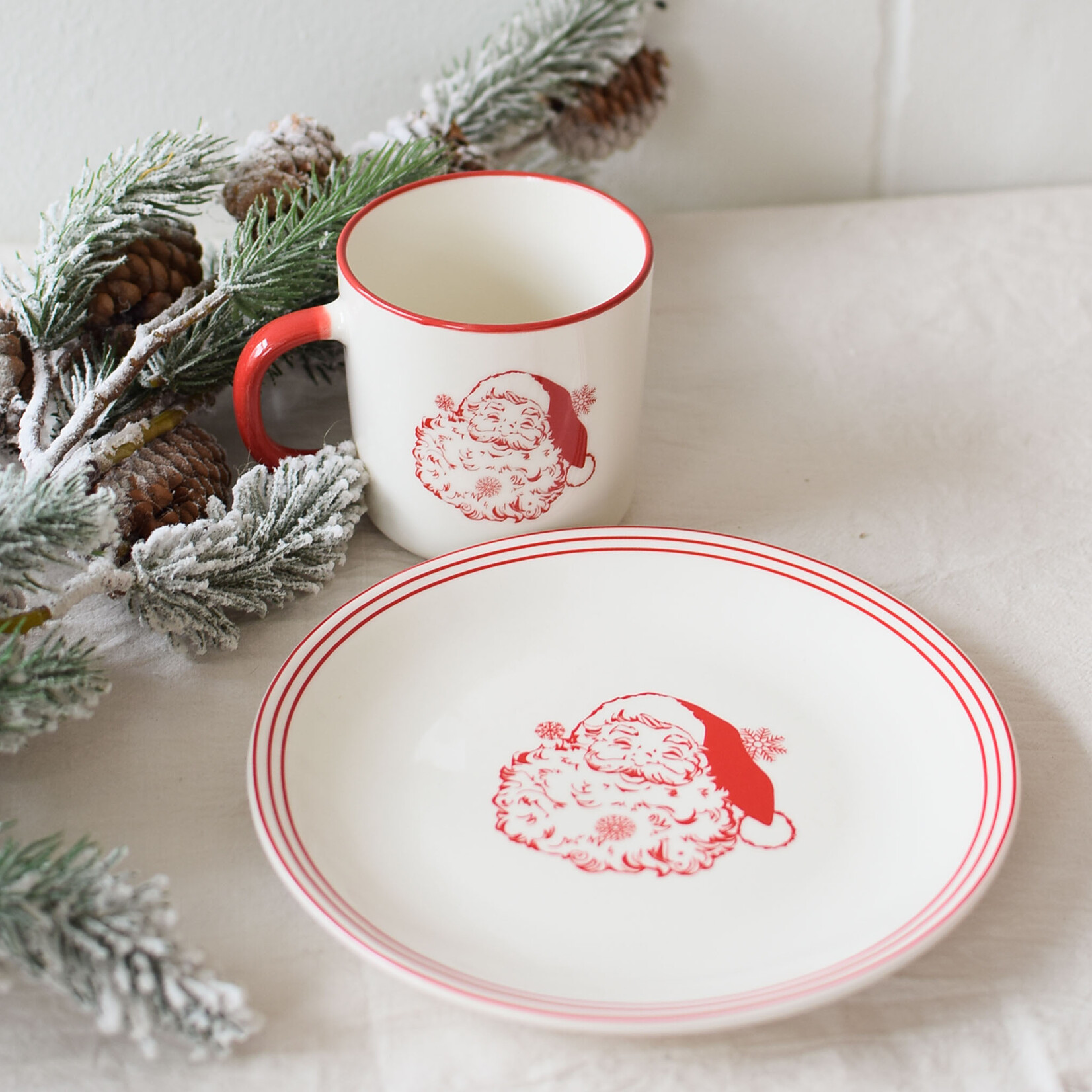 Small vintage Santa plate