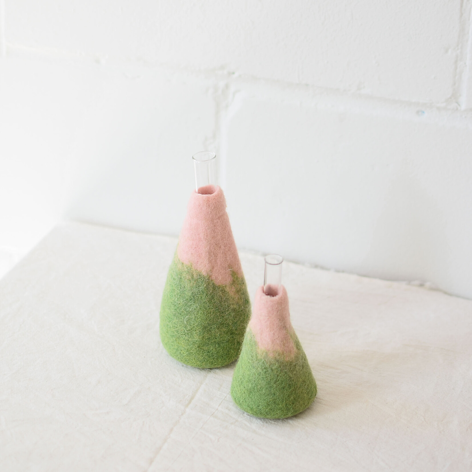 Vase en laine