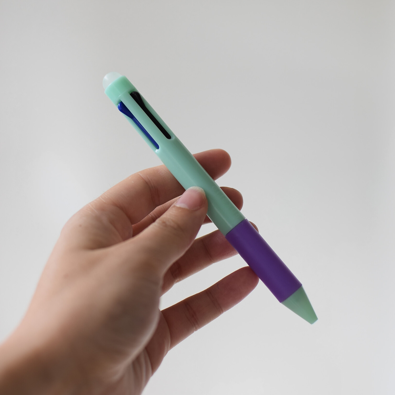 Stylo 4 couleurs effaçable