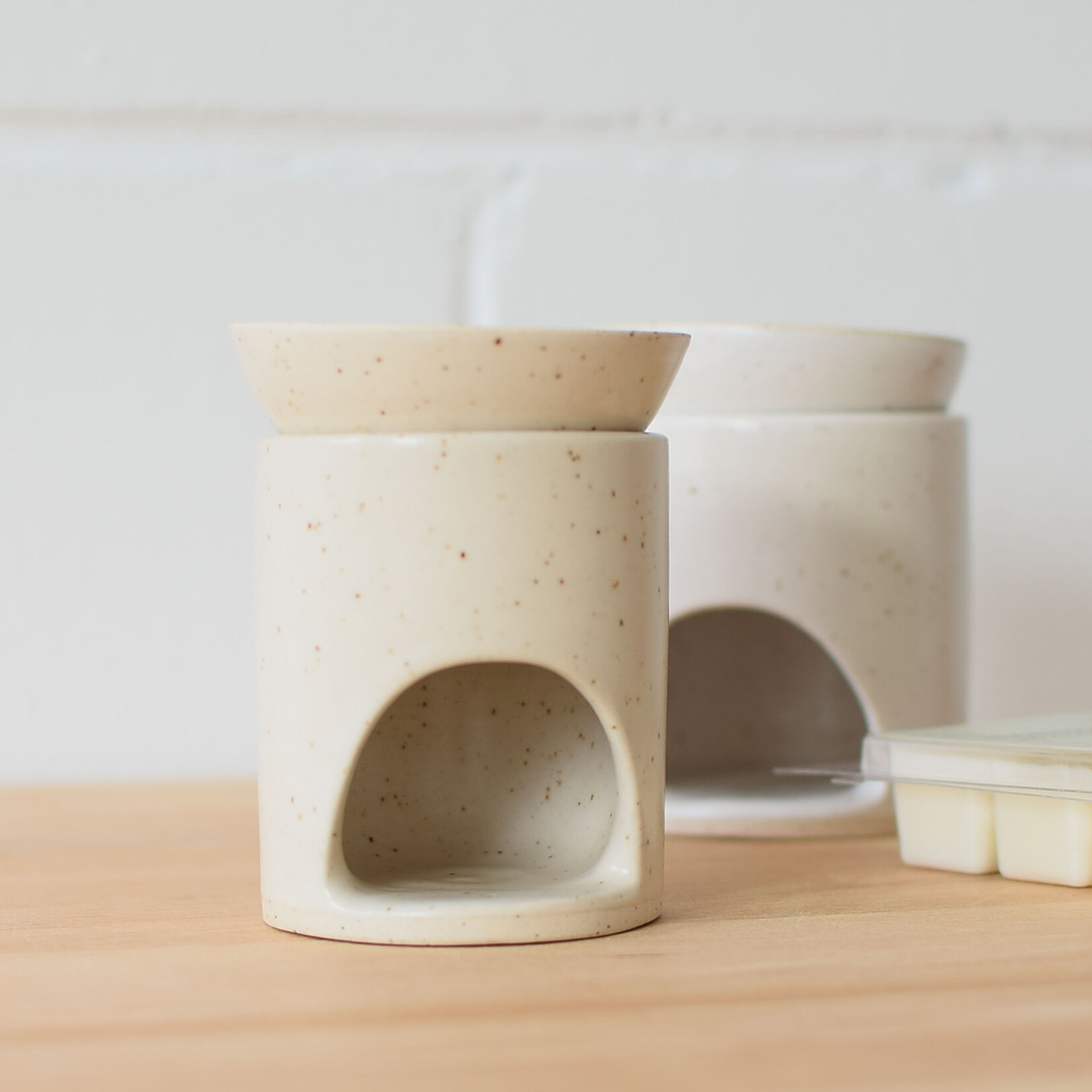 Ceramic burner diffuser