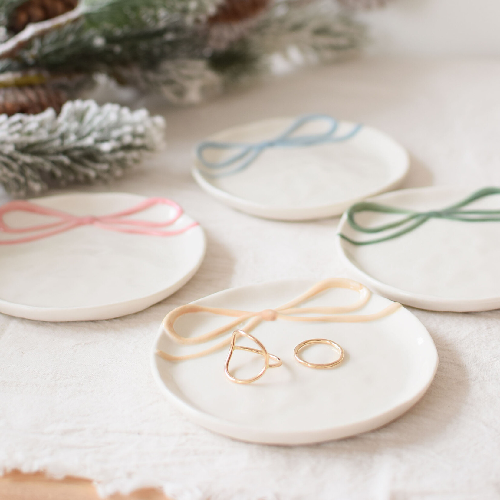 Petite assiette Noeud