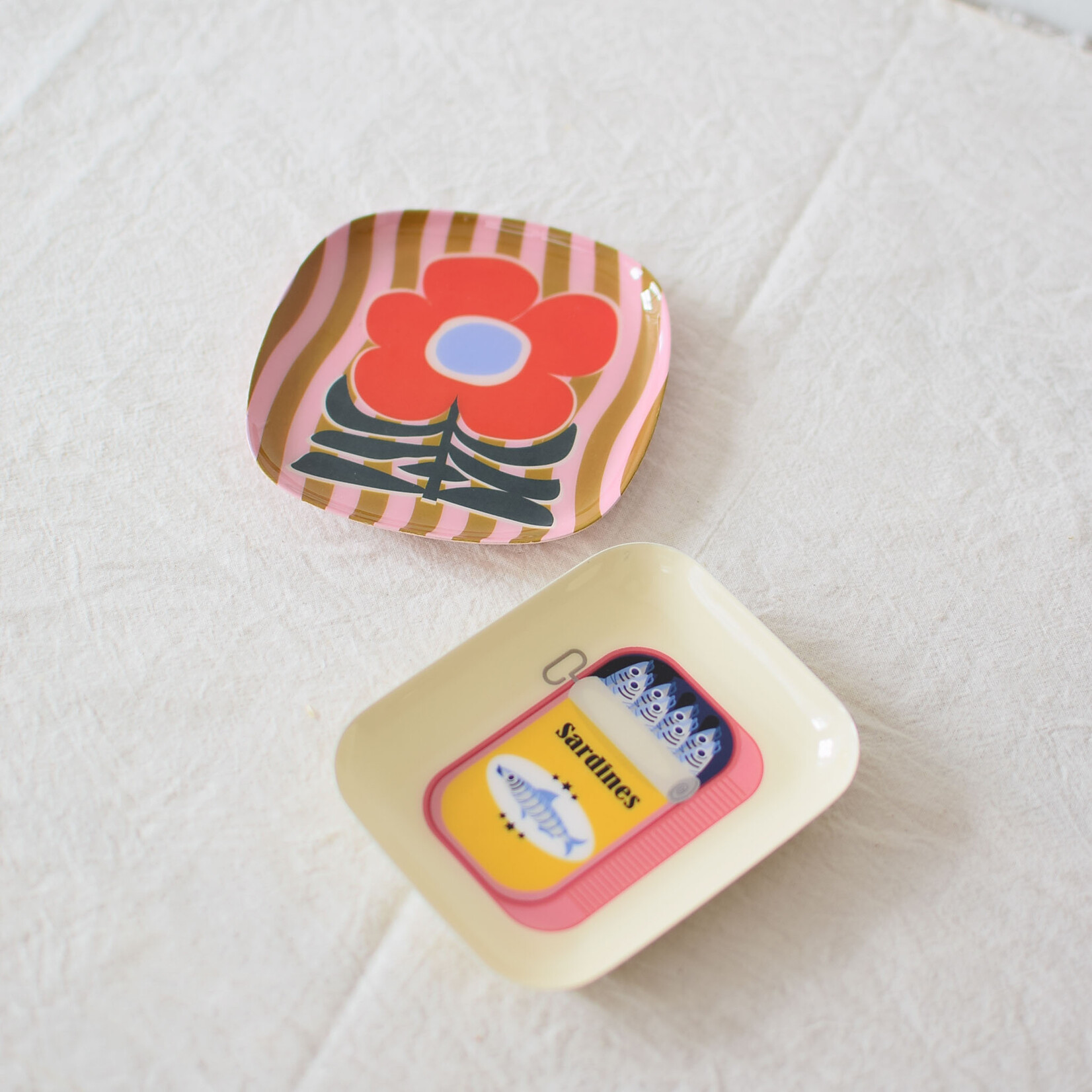 Small enameled 10 cm tray - Poppy