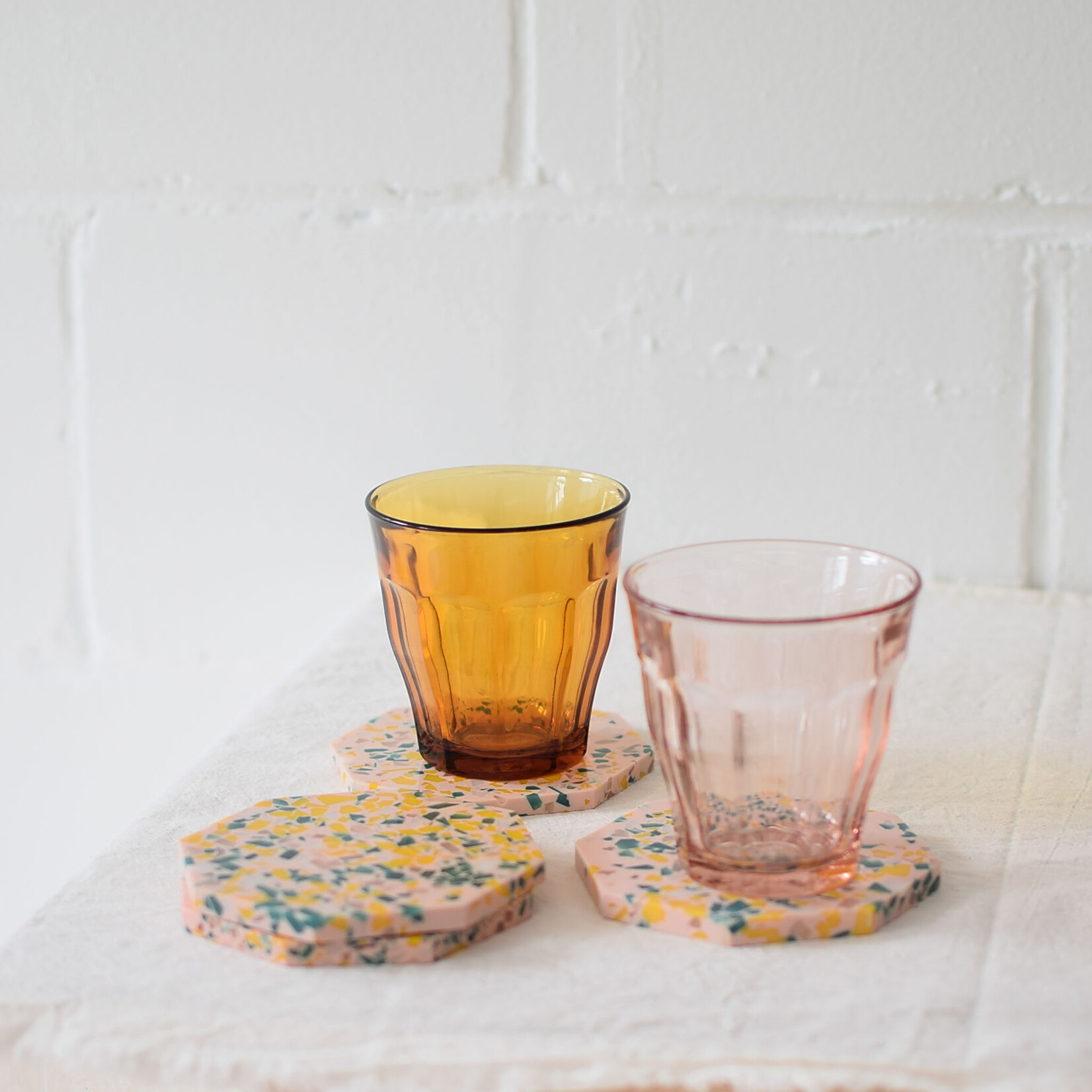 Sous verres Terrazzo en résine - Jaune et Rose