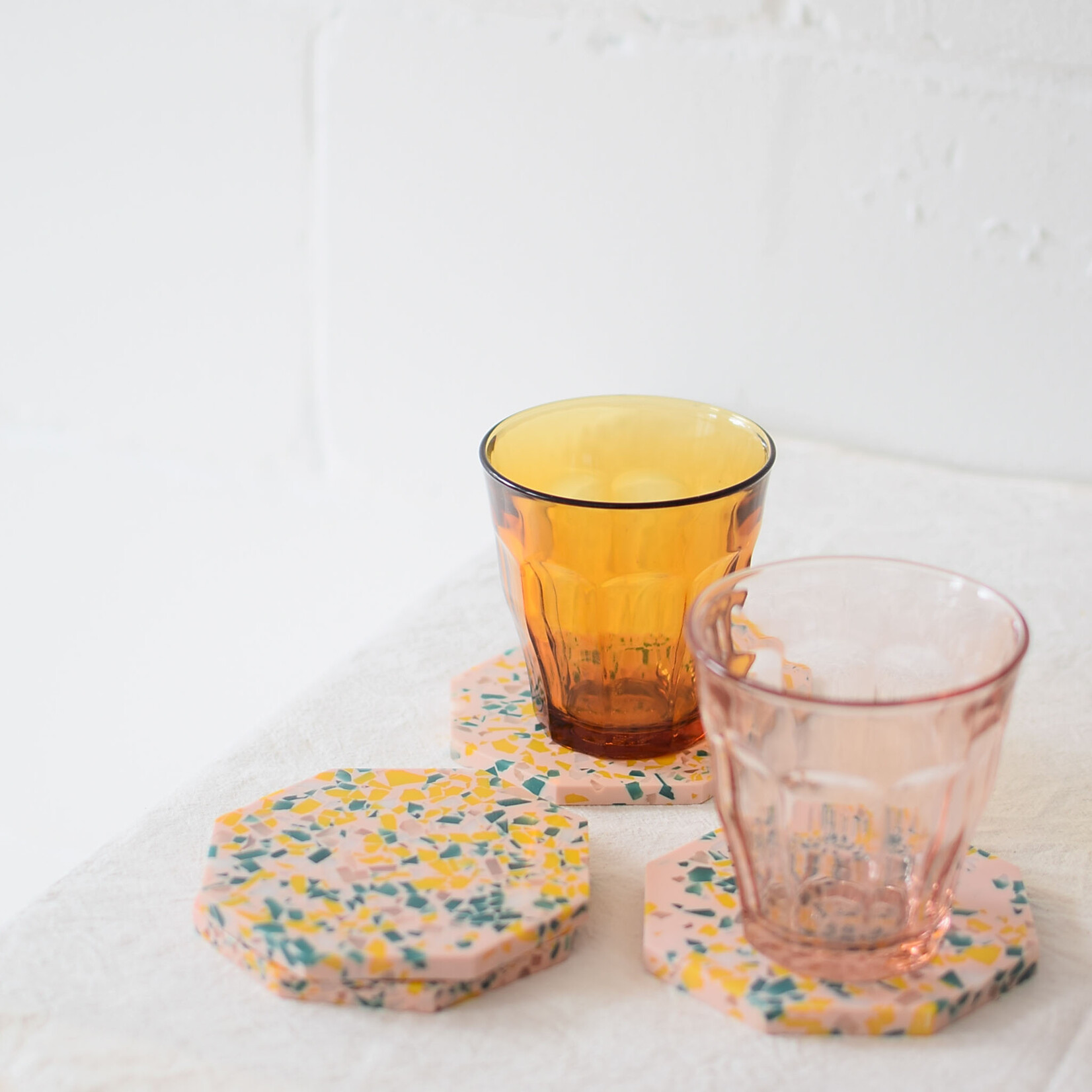 Sous verres Terrazzo en résine - Jaune et Rose