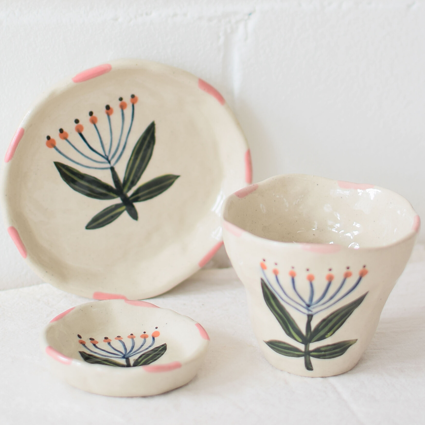 Flora small plate - Lotus