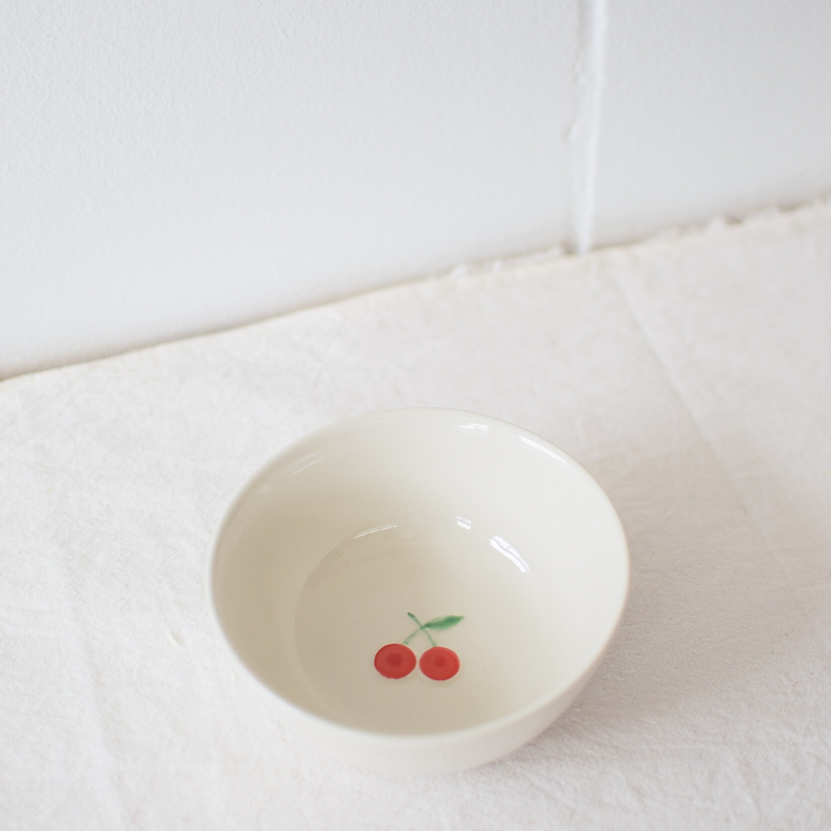 Small bowl -  Cherries 4.75"