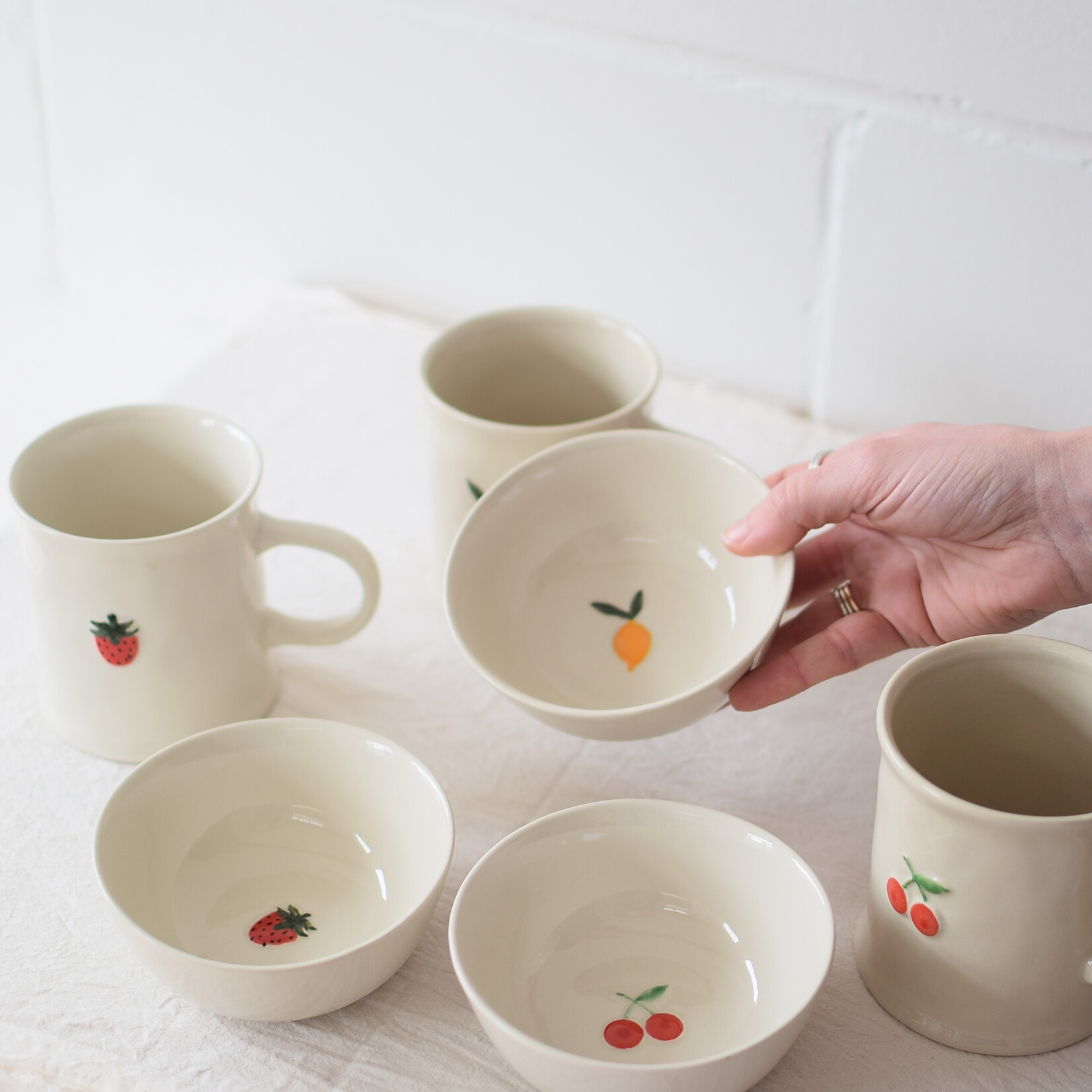 Small bowl - Strawberry 4.75"