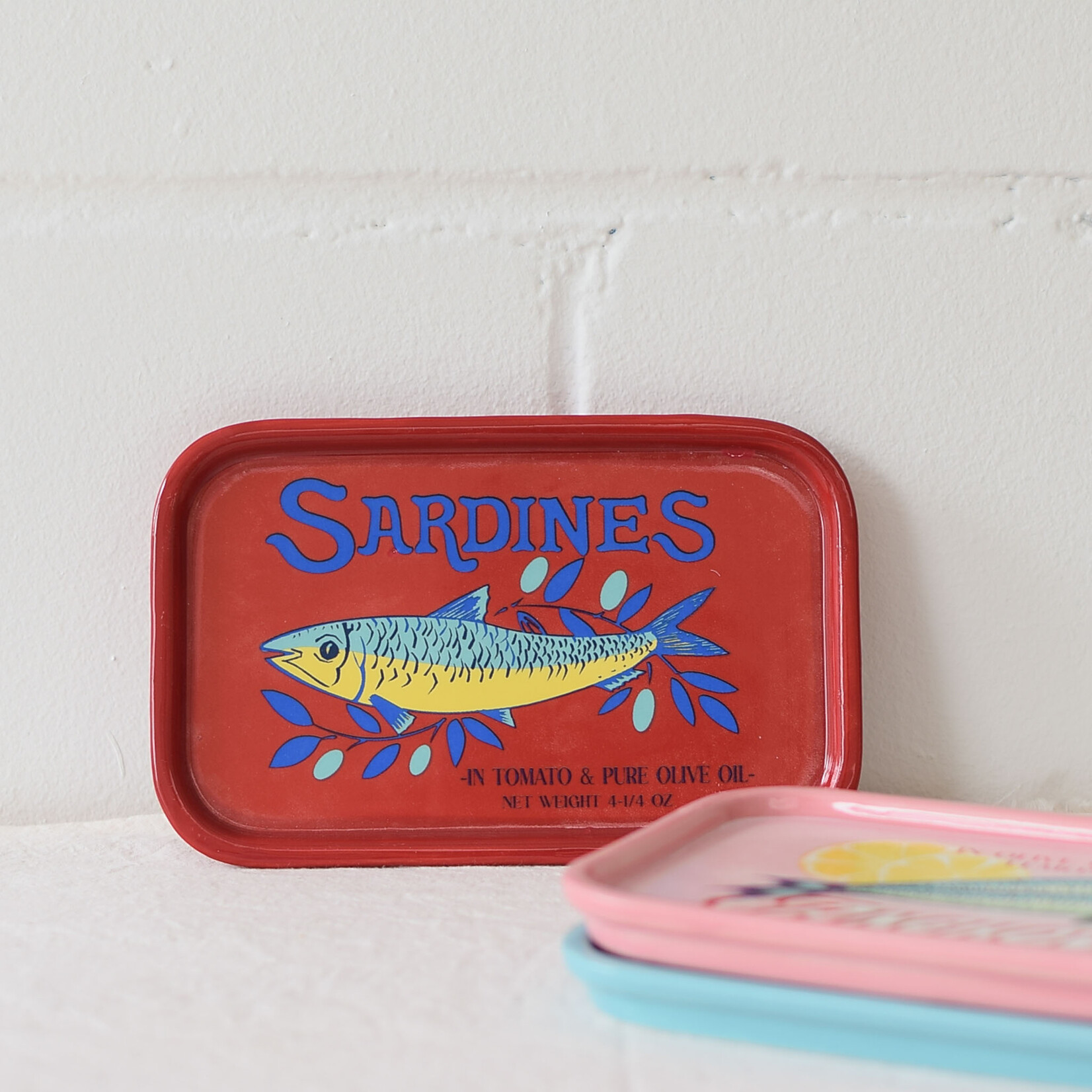 Small plate Vintage tin (multiple colors)
