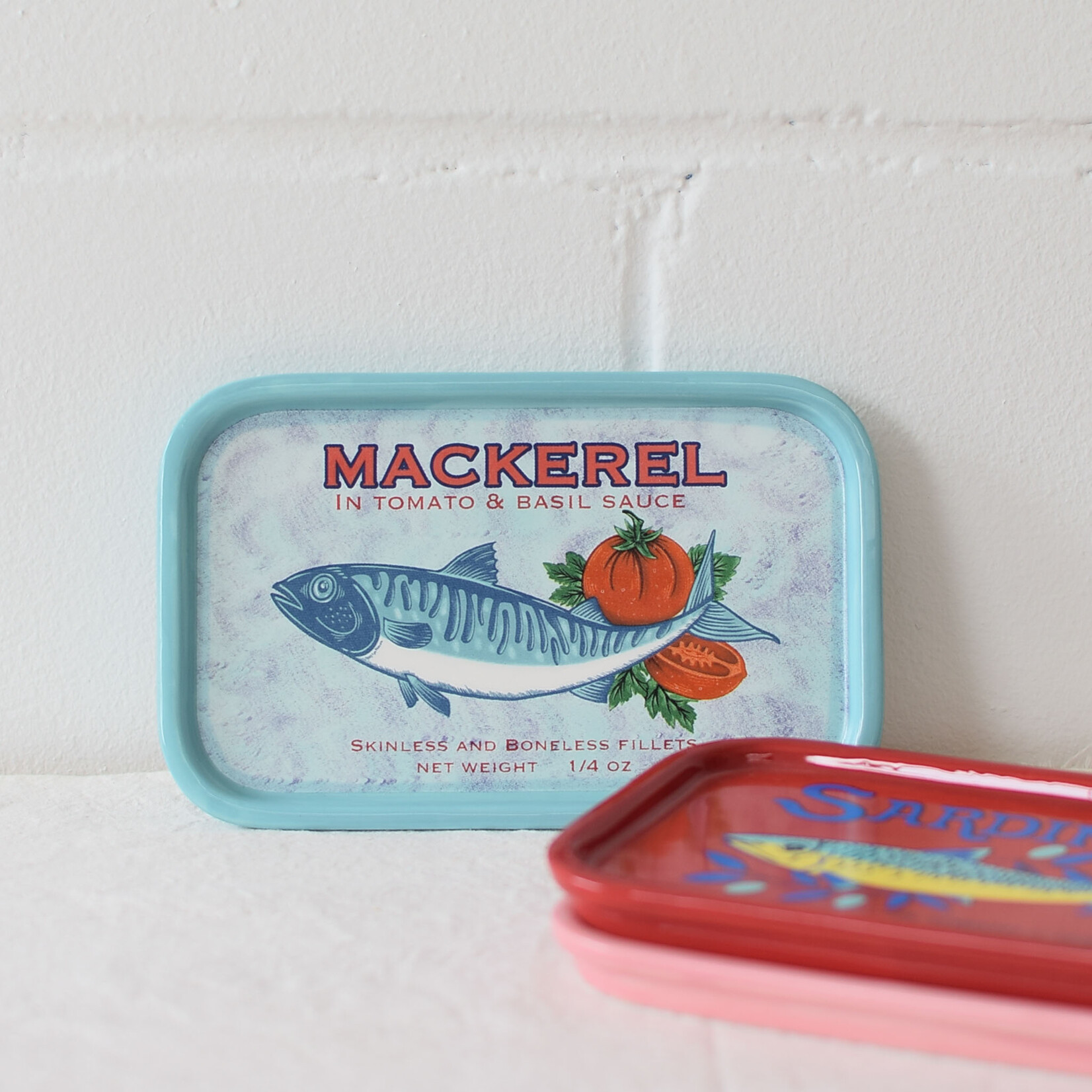 Small plate Vintage tin (multiple colors)