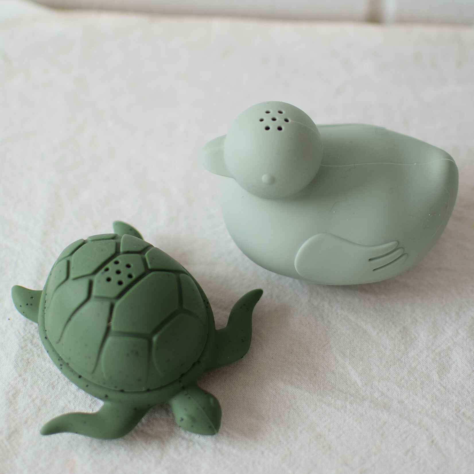 Bath toys
