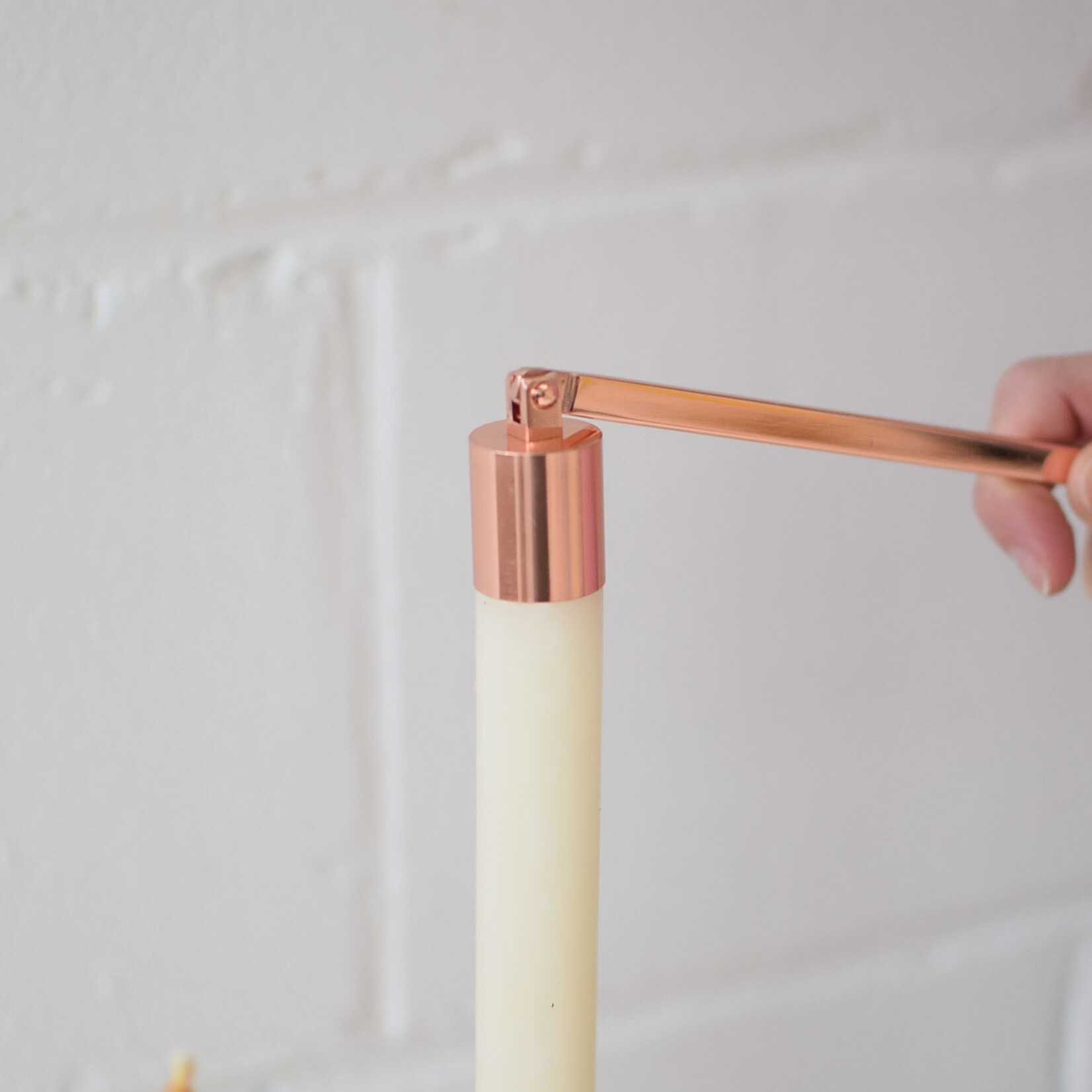 Candle snuffer