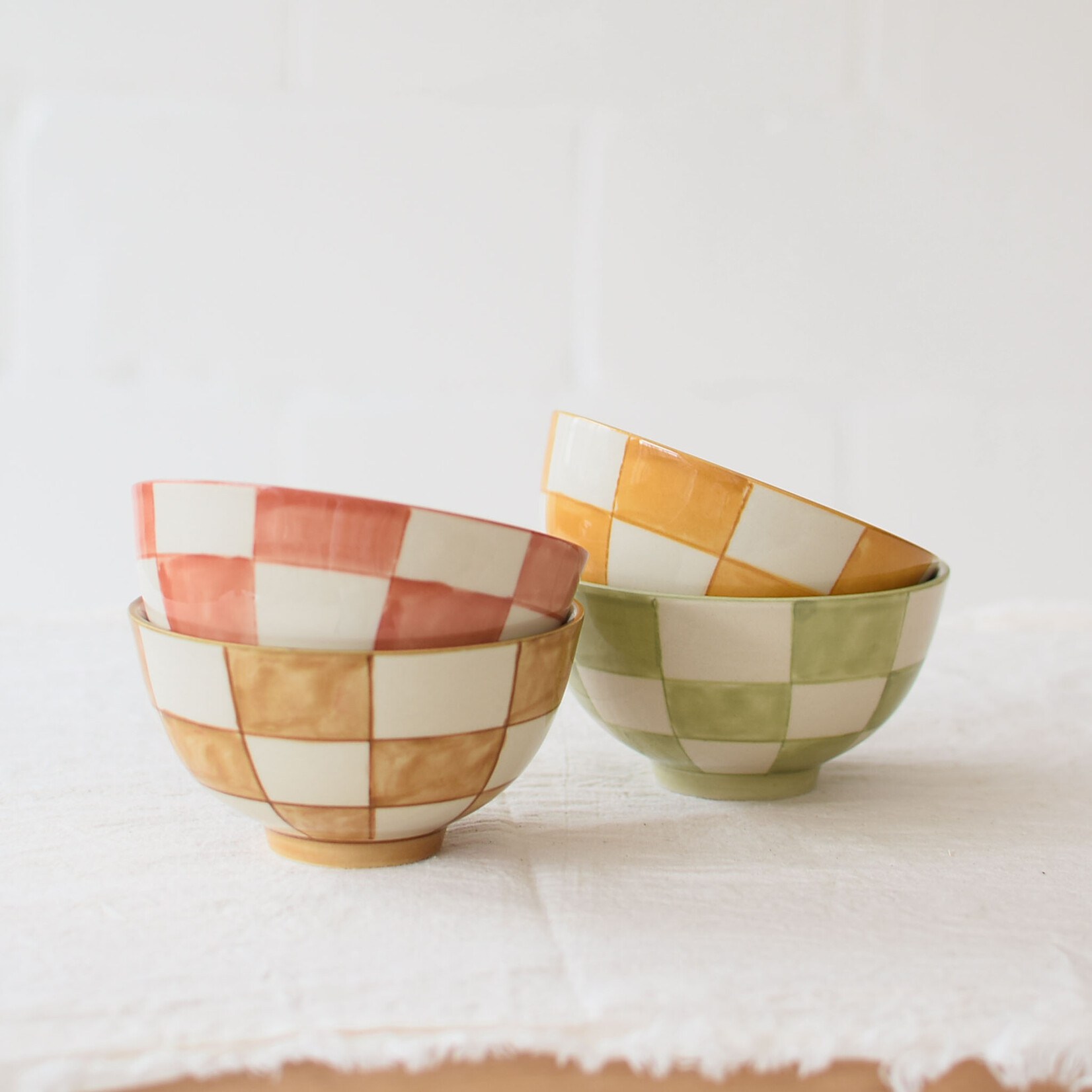 Checkered bowl