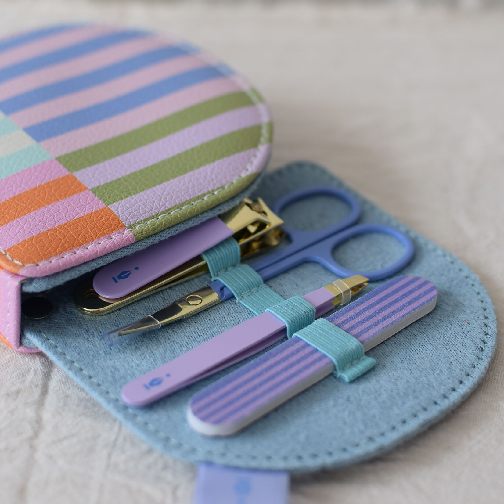 Travel manucure set