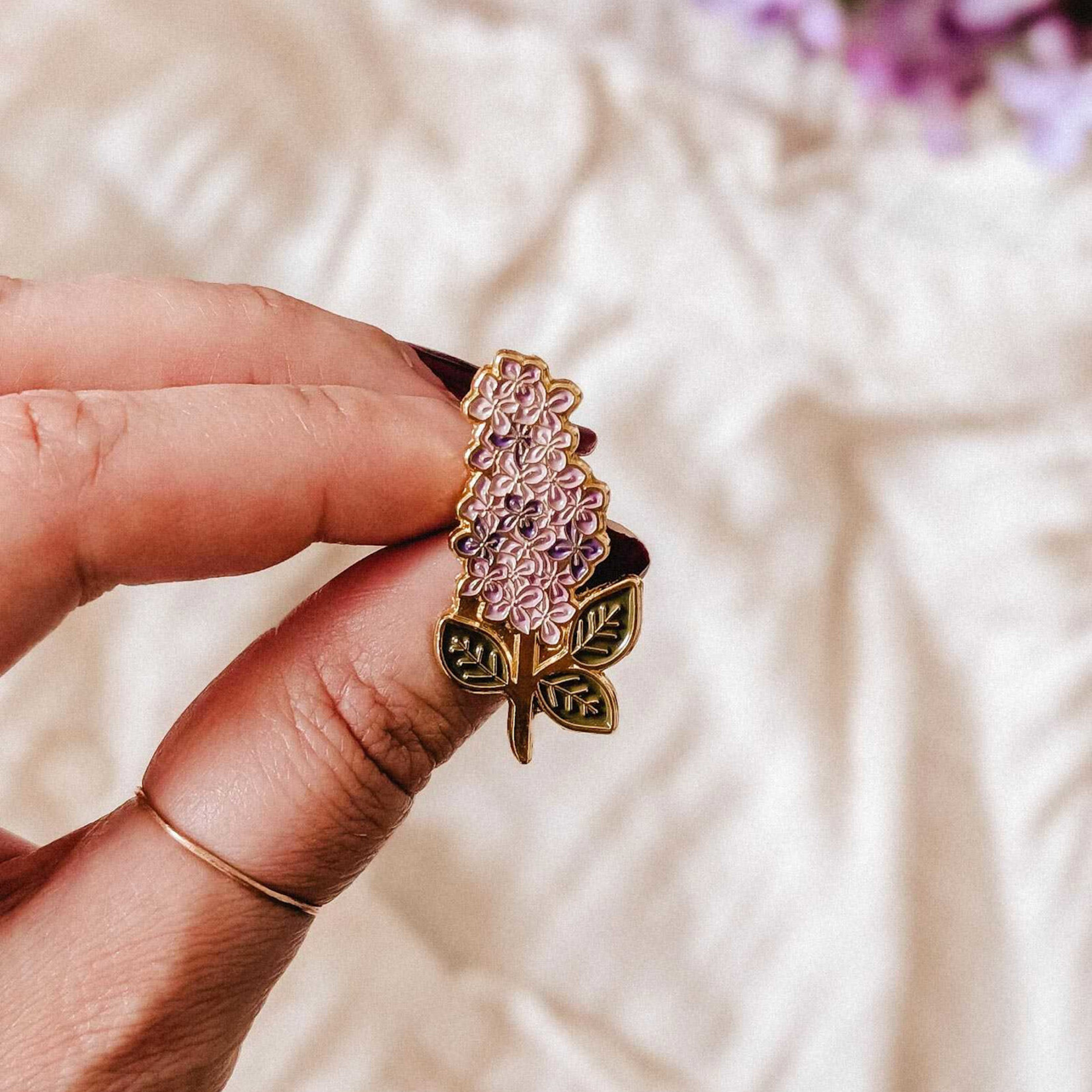 Pin Lilac