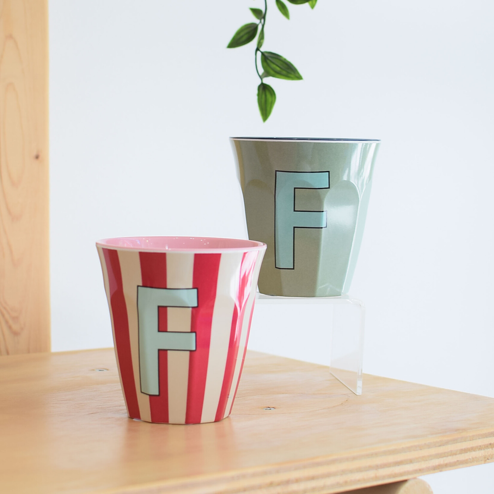 Alpha Cup Letter F