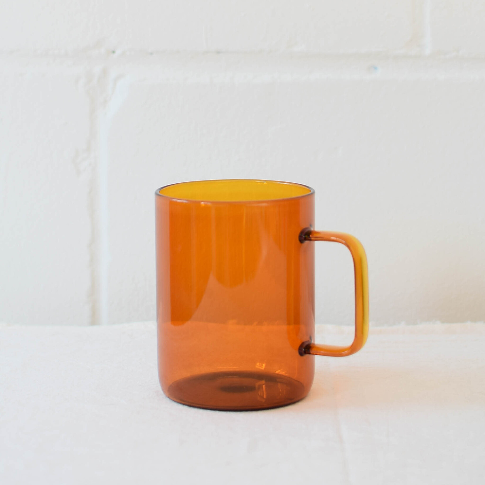Tasse translucide Ambre