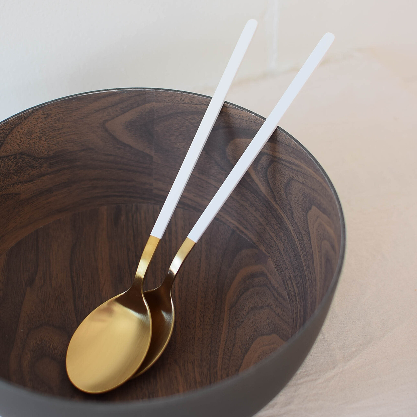 Salad servers