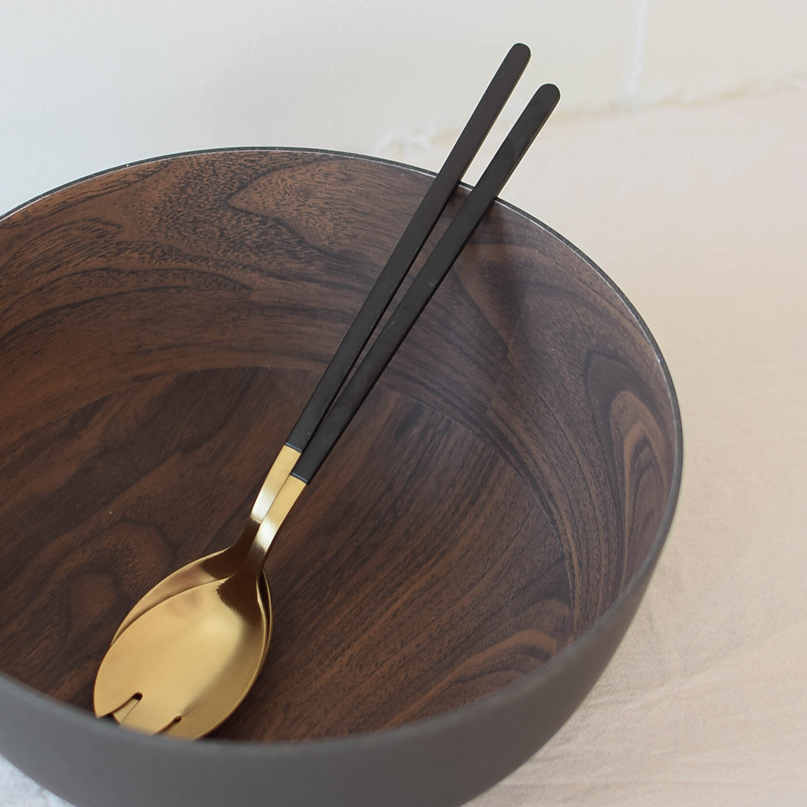 Salad servers