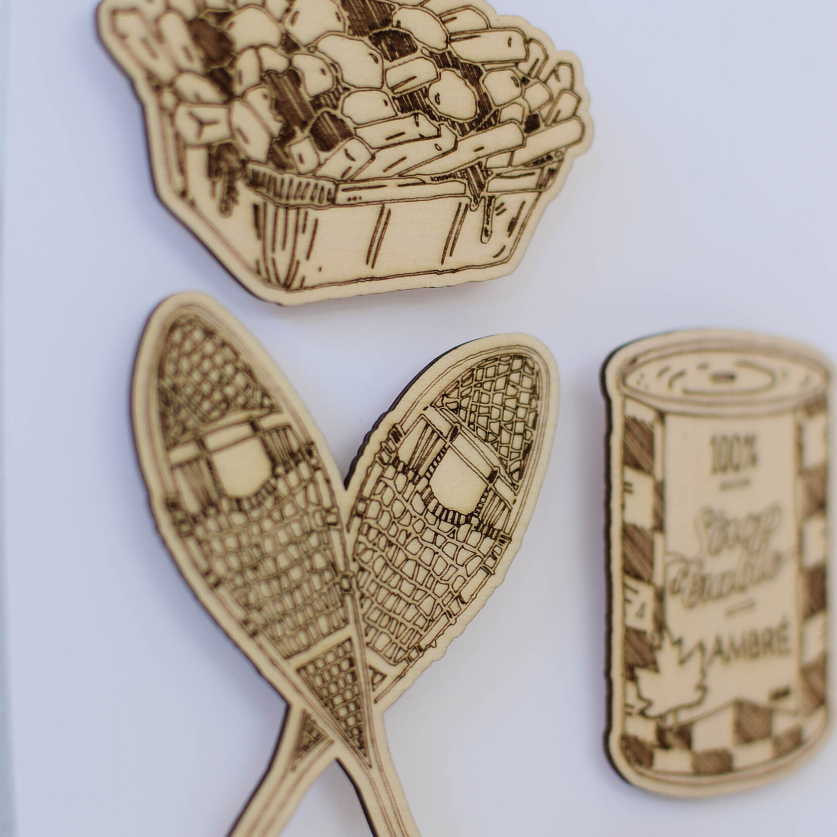Retour à la Terre Wooden Magnets - Quebec x5