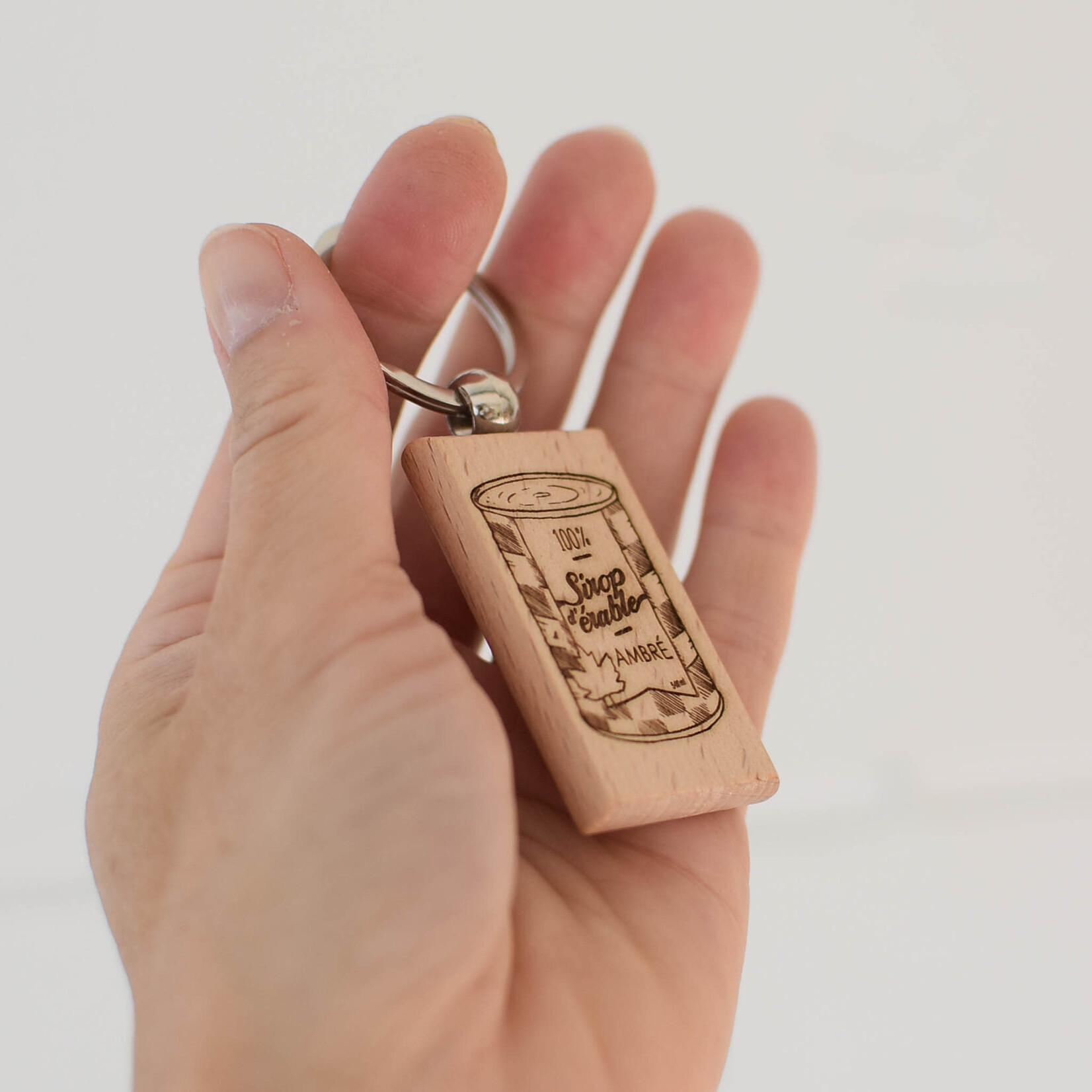 Retour à la Terre Wood Keychain  - Maple Syrup