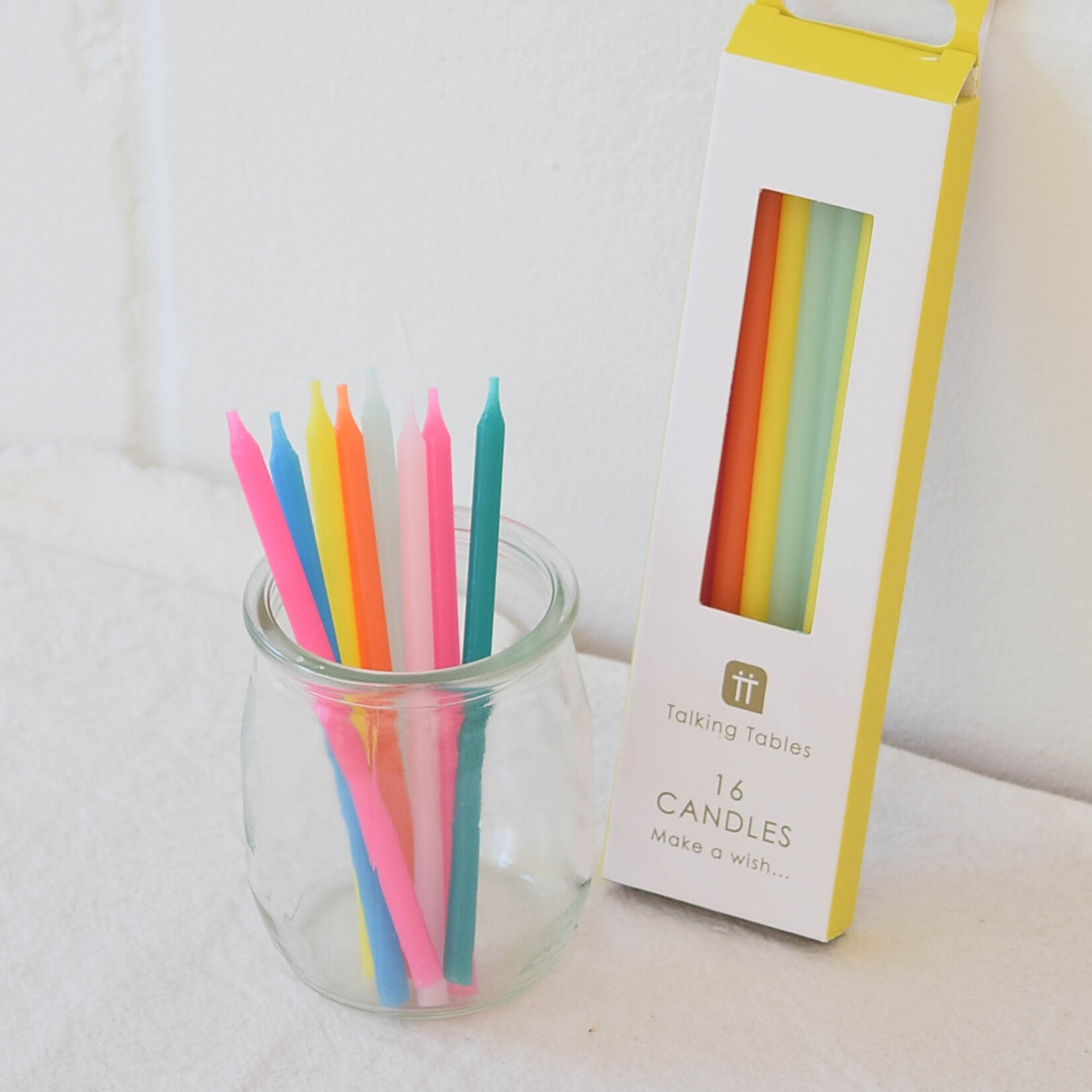 Boite de 16 bougies d'anniversaire