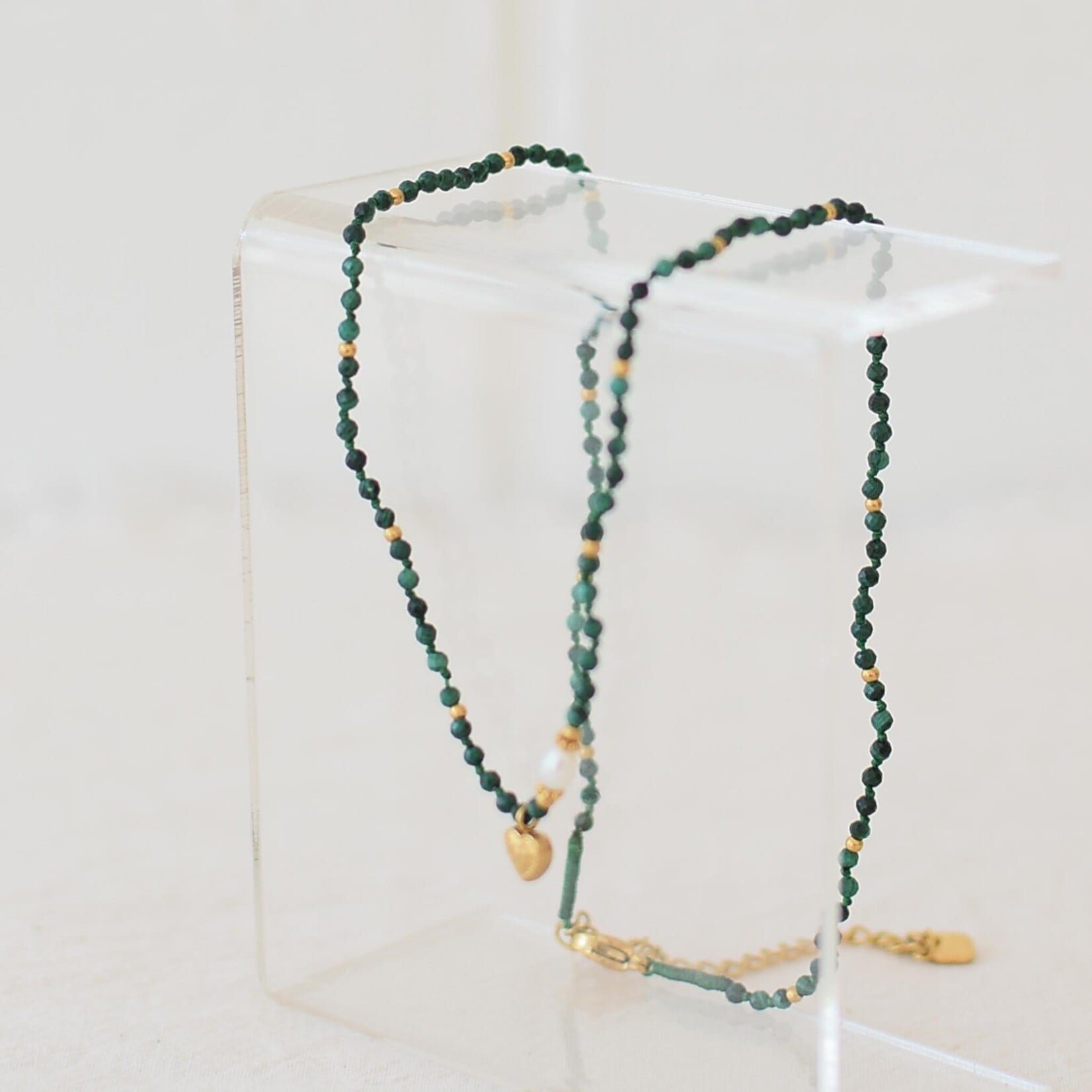 Collier avec pierres et perle d'eau - Pendentif coeur