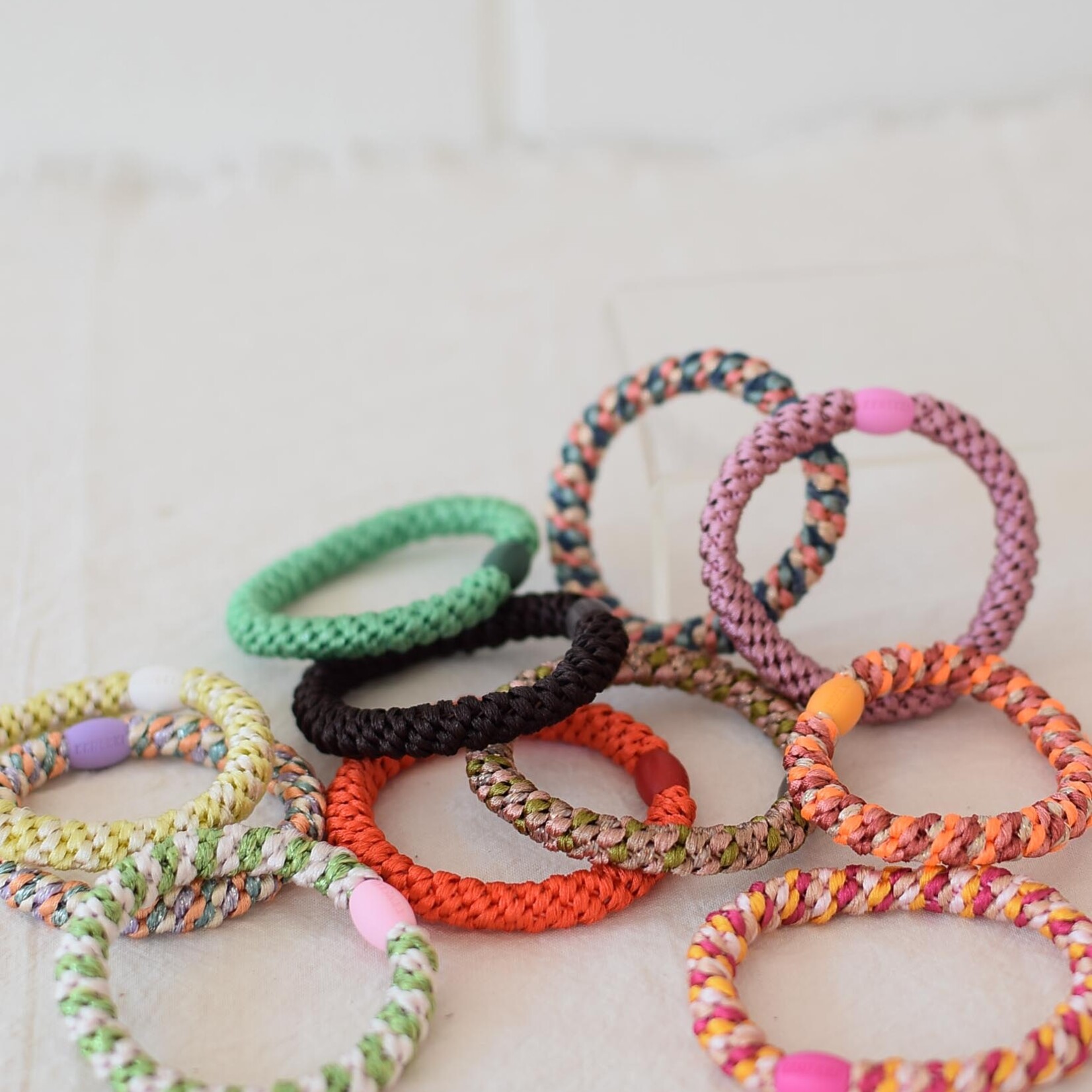 Plain Red Hair Elastic