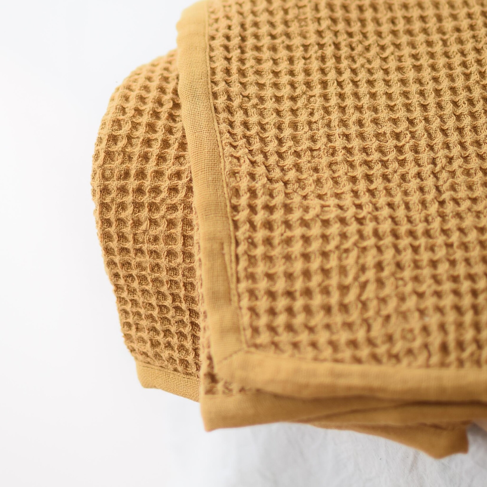 Dishtowel - Montage