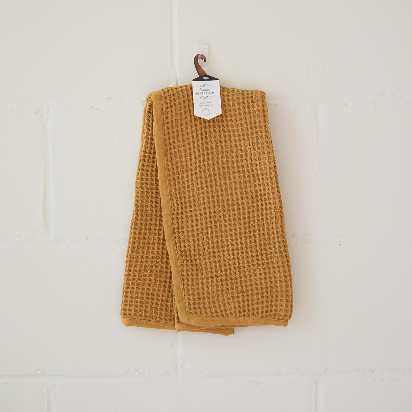 Dishtowel - Montage