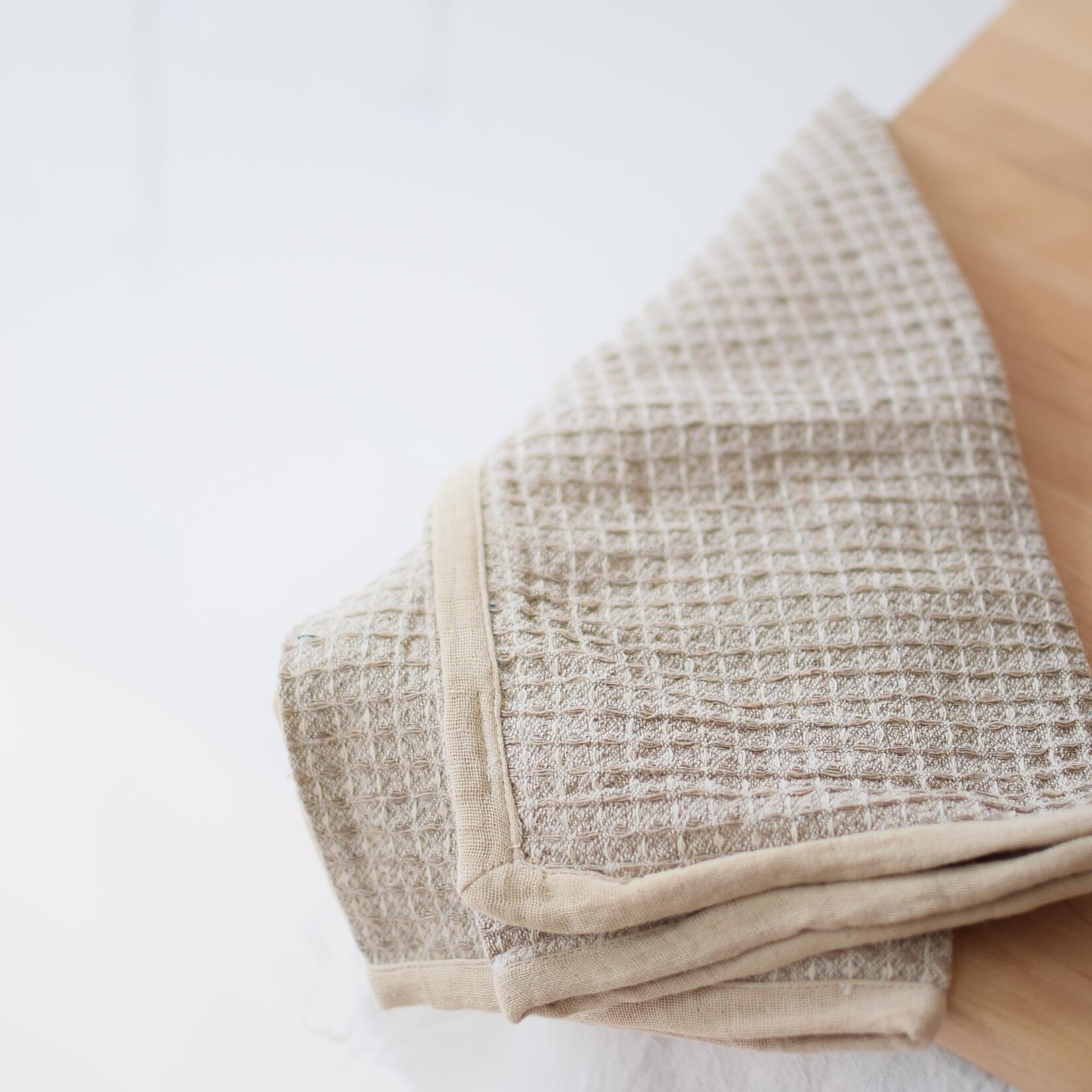 Dishtowel - Montage