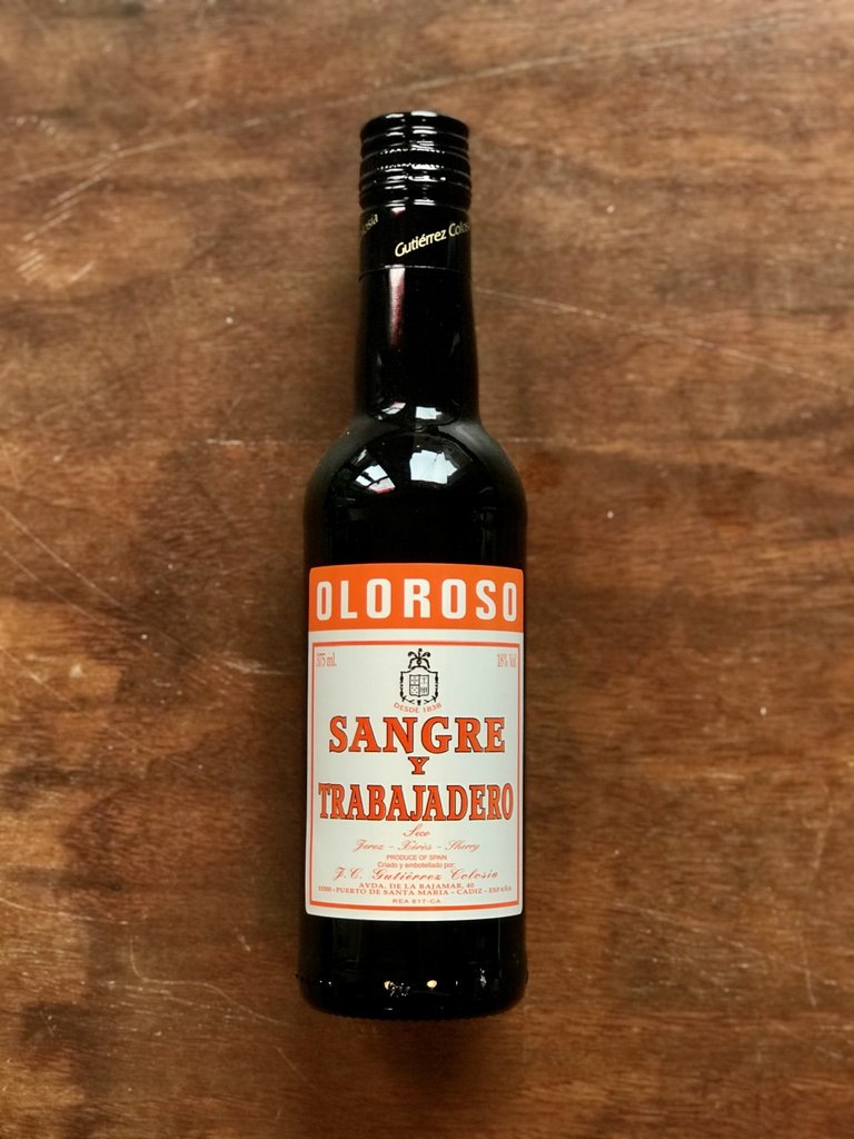 Bodegas Gutiérrez Colosia, Jerez-Xérès-Sherry Sangre y Trabajadero Oloroso, 375 mL