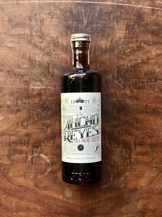 ANCHO REYES CHILE ANCHO LIQUEUR EL ORIGINAL 80