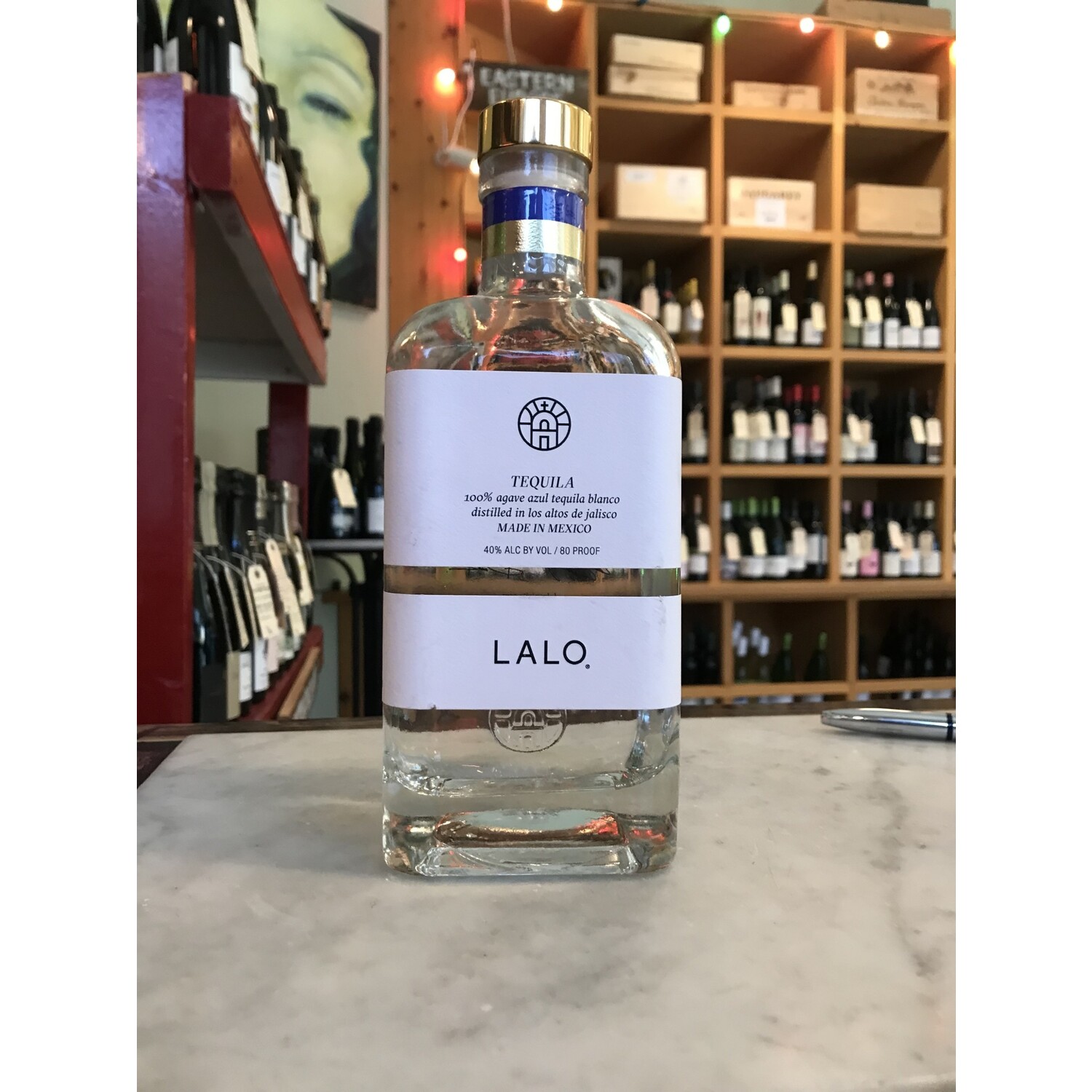 https://cdn.shoplightspeed.com/shops/622002/files/54094983/1500x1500x2/lalo-blanco-tequila-750ml.jpg