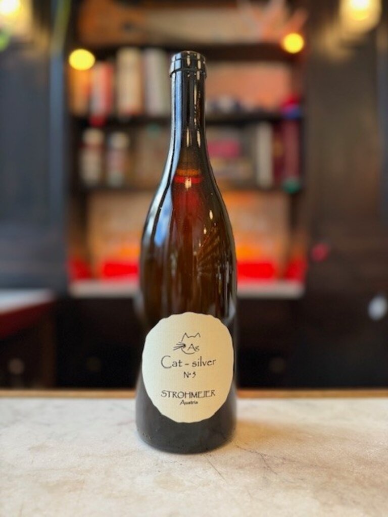 Franz Strohmeier, Cat-Silver N° 5 (NV), KARAKTERRE