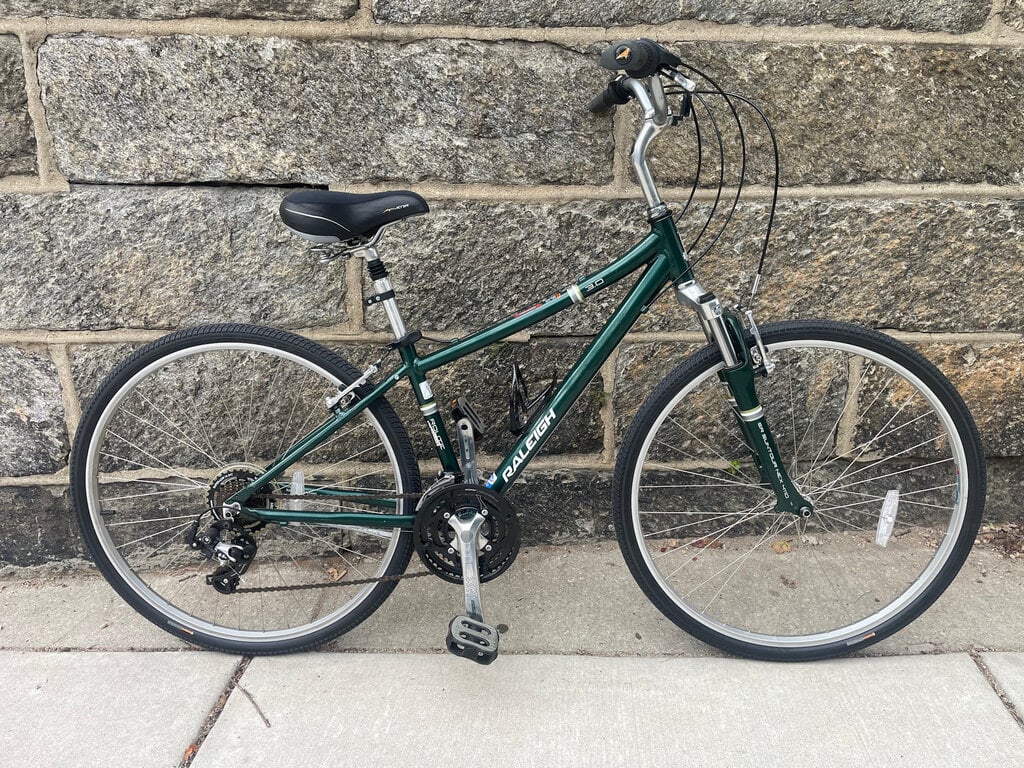 Used Raleigh Route 3.0 Green Small