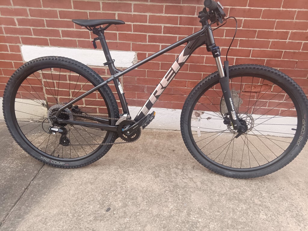 Used Bike: Trek Marlin Medium