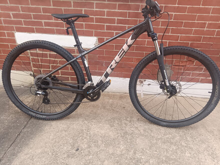 Used Bike: Trek Marlin Medium