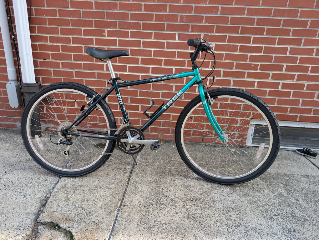 Used Trek 820  SmallGreen Fade for Community Fund