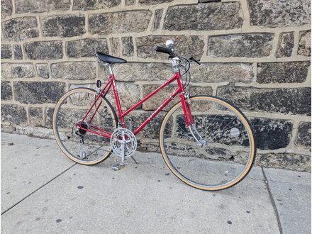 USED Schwinn Traveler III Step-Through Red 56cm