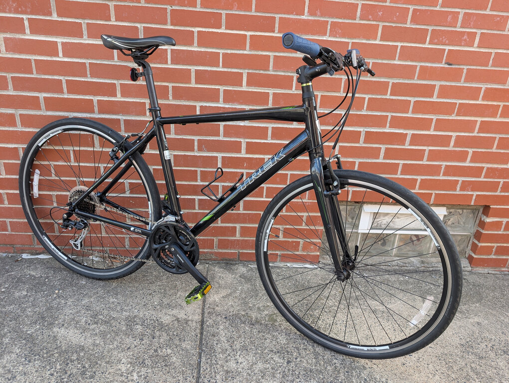 Trek 7.3 FX 20" Large Black