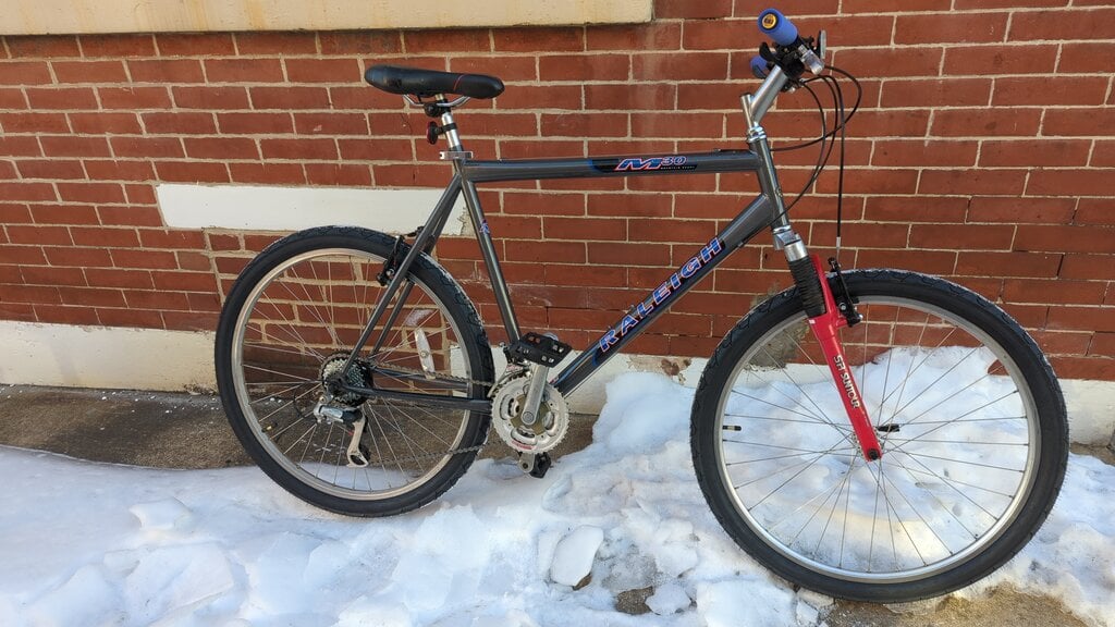 Used Raleigh M30 Mountain Bike Hybrid 21in