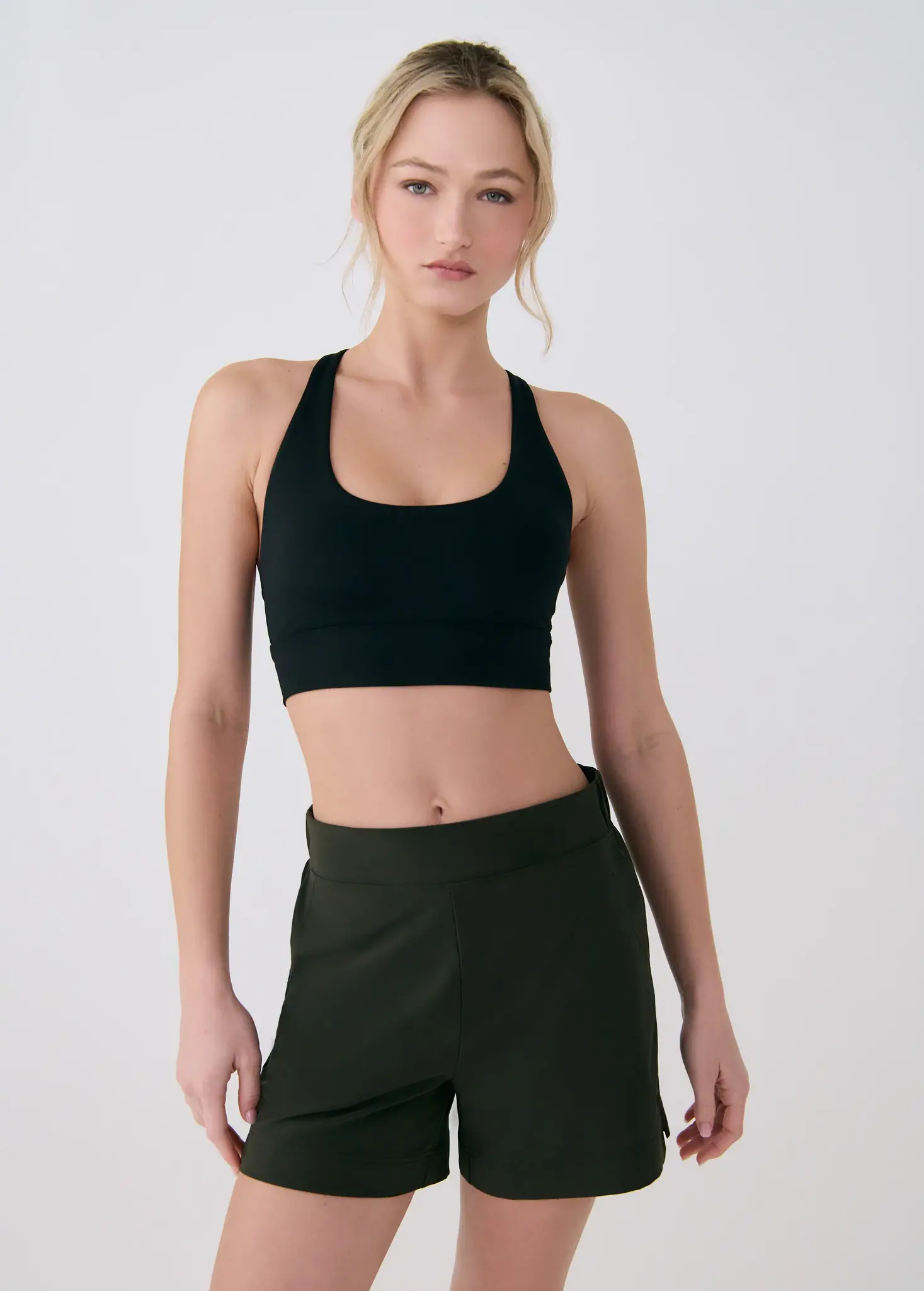 Olivie Short