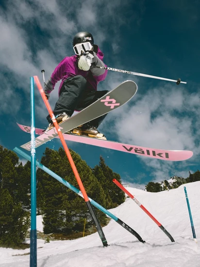 Revolt 96 Flat 25/26