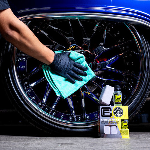 Chemical Guys WAC232 - Carbon Force Ceramic Paint Coating Kit (Bottle & 3 Applicators)