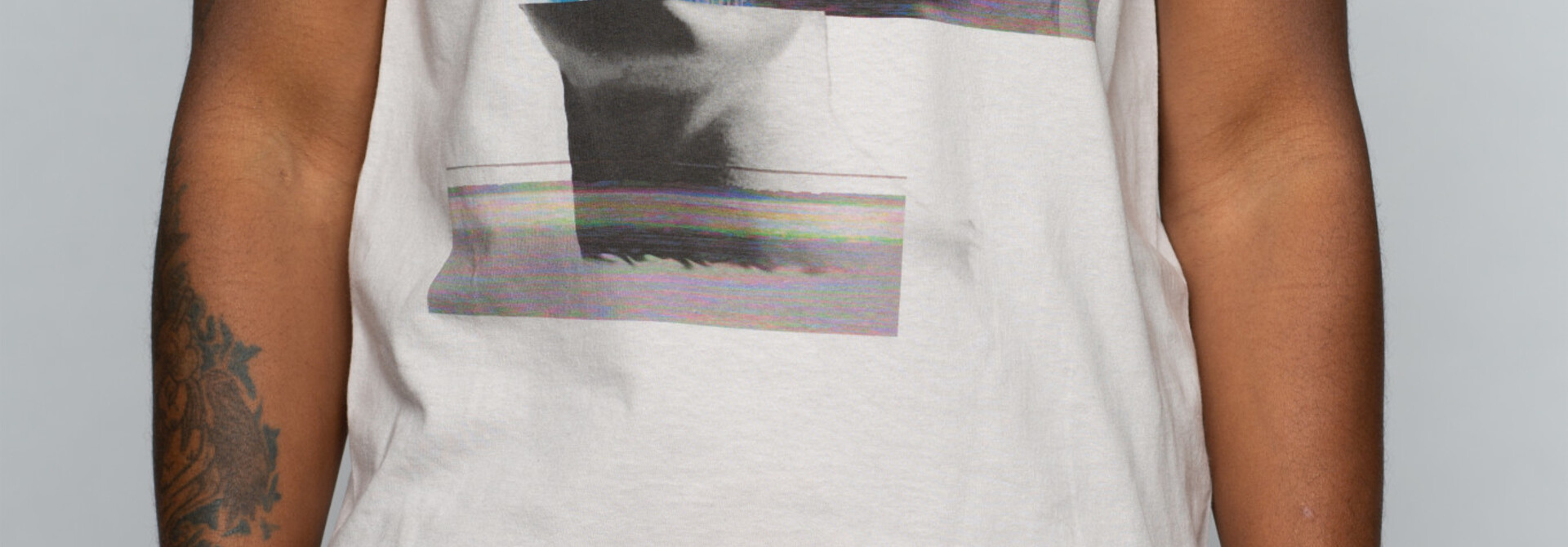 Skull Glitch Graphic Tee