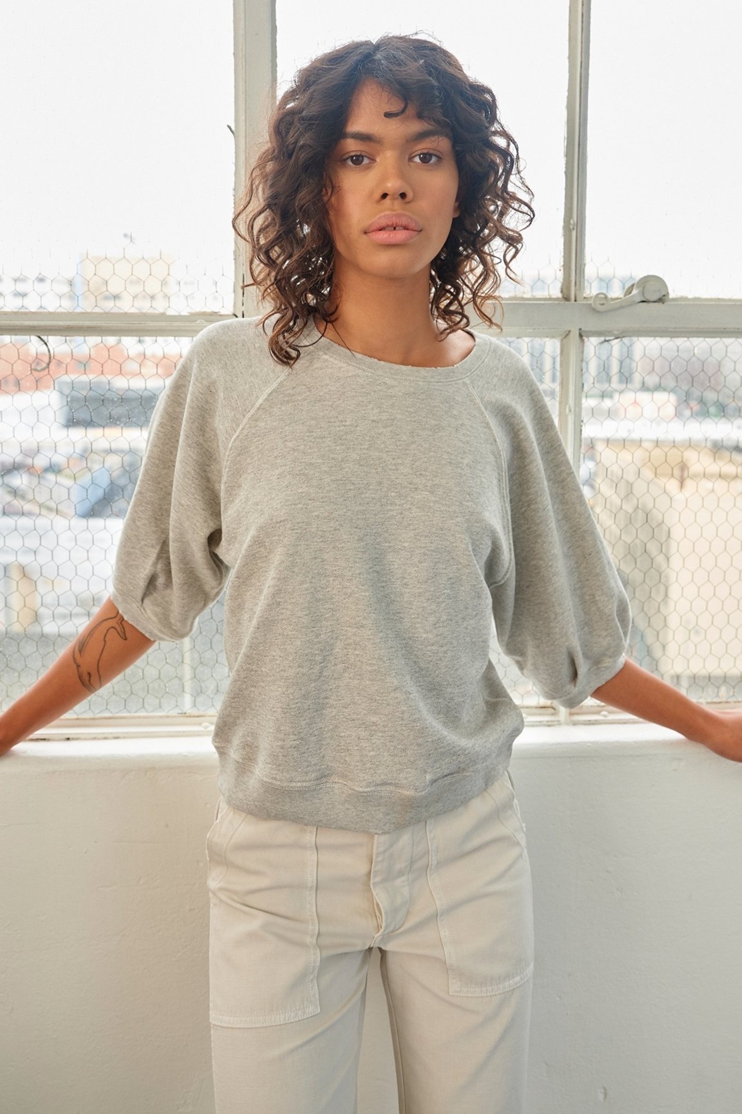 grey puff sleeve sweatshirt